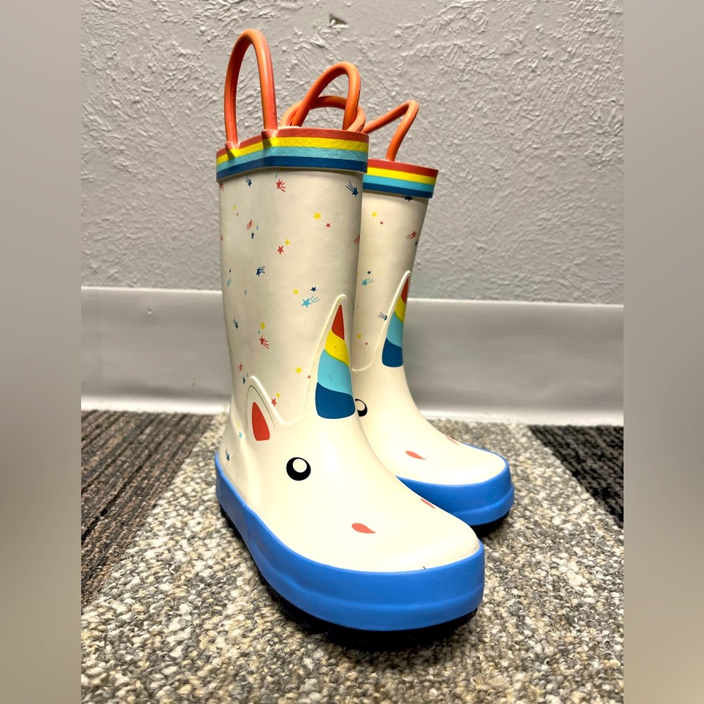 CAT & JACK Unicorn Toddler Rain Boots Size 10